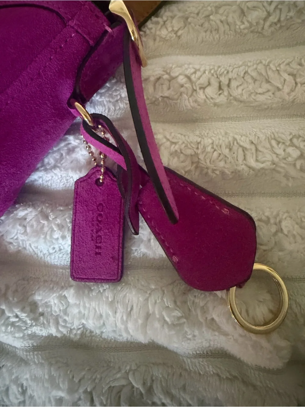 Limited edition Magenta Etta